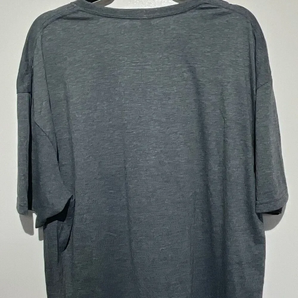 Gildan Softstyle Men's Gray Classic Car Short Sleeve Graphic T-Shirt‎ Size 2XL
